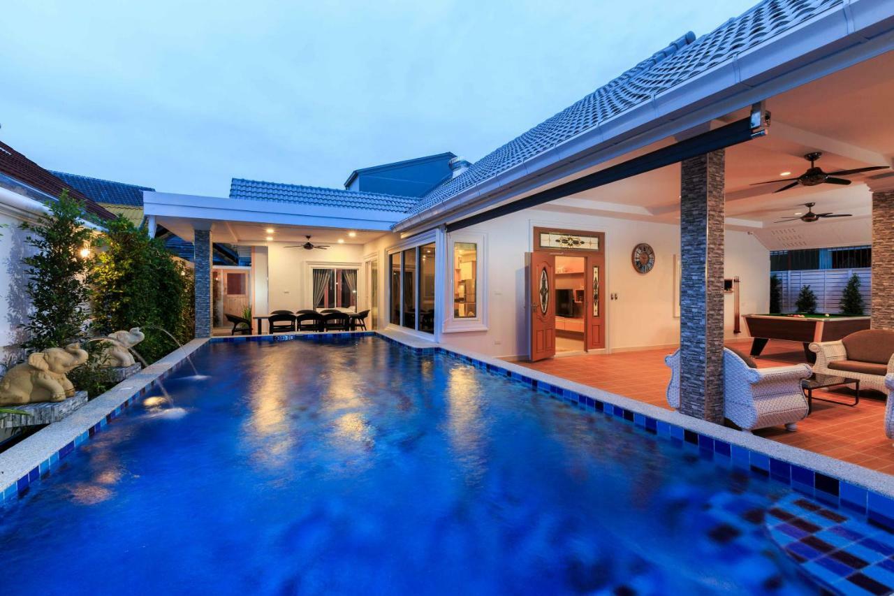 Gala Villa Патая Екстериор снимка