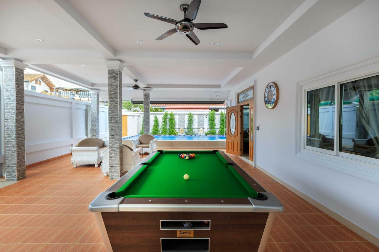 Gala Villa Патая Екстериор снимка